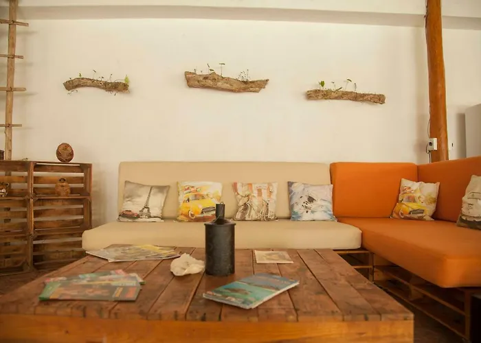 Beautiful Private For 16 Pax With Garden, Bbq And Pool, Сasa de vacaciones Playa del Carmen
