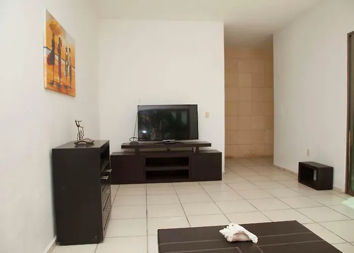 Beautiful Private For 16 Pax With Garden, Bbq And Pool, * Playa del Carmen