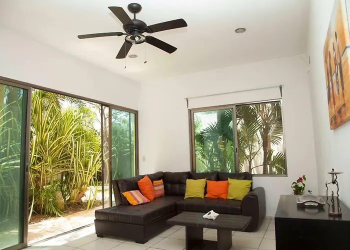 Beautiful Private For 16 Pax With Garden, Bbq And Pool, Сasa de vacaciones